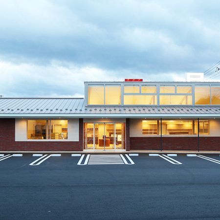 三万石須賀川インター店外観写真